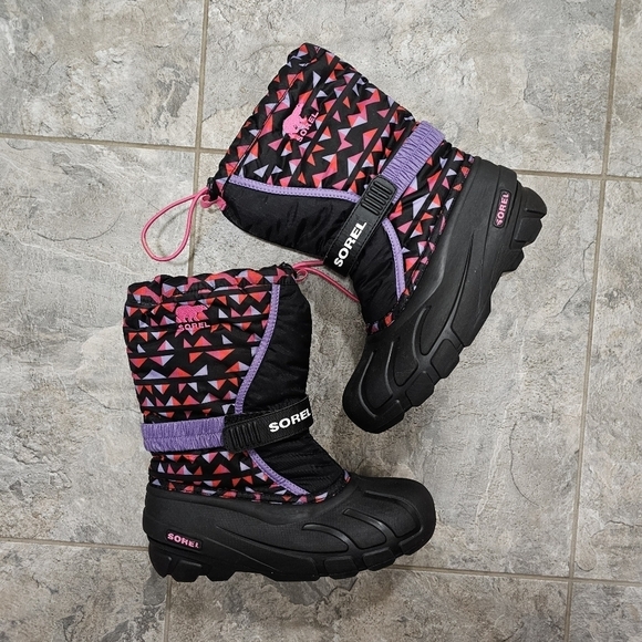 Sorel Flurry Winter Boots - Picture 2 of 8